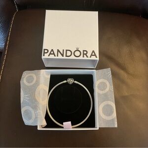 Pandora Silver Celestial Heart clasp bracelet. Like New.
